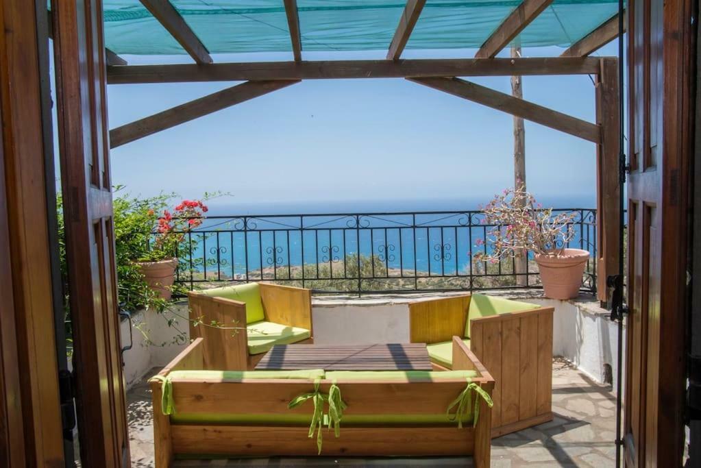 Hostal Argyros House Triopetra Exterior foto