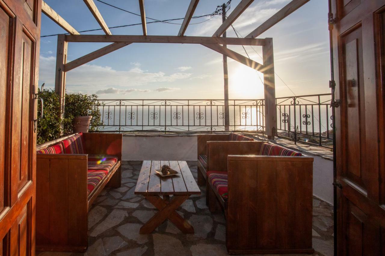 Hostal Argyros House Triopetra Exterior foto