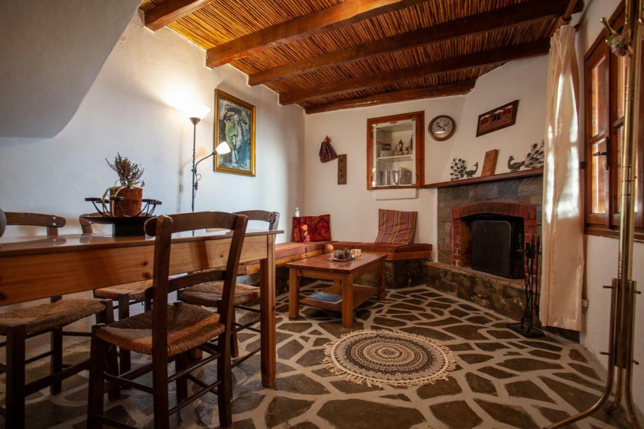 Hostal Argyros House Triopetra Exterior foto